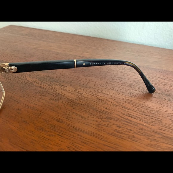 Authentic Burberry Frame for prescription glasses. - Picture 3 of 3